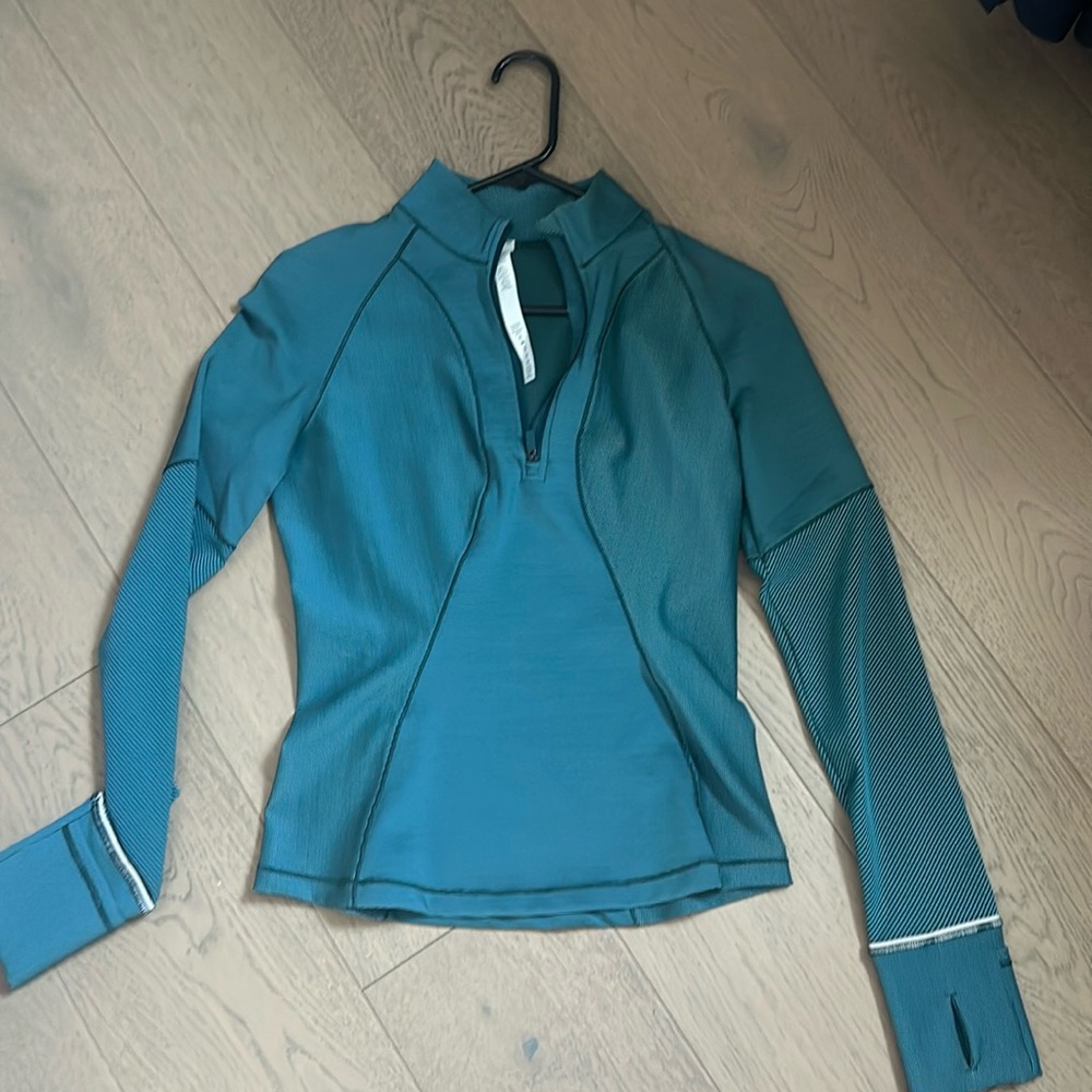 Lululemon 1/4 zip running top